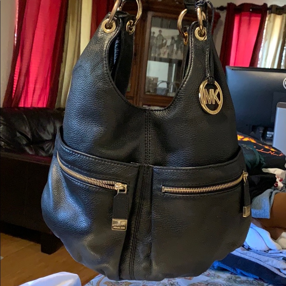 Black Michael Kors bag